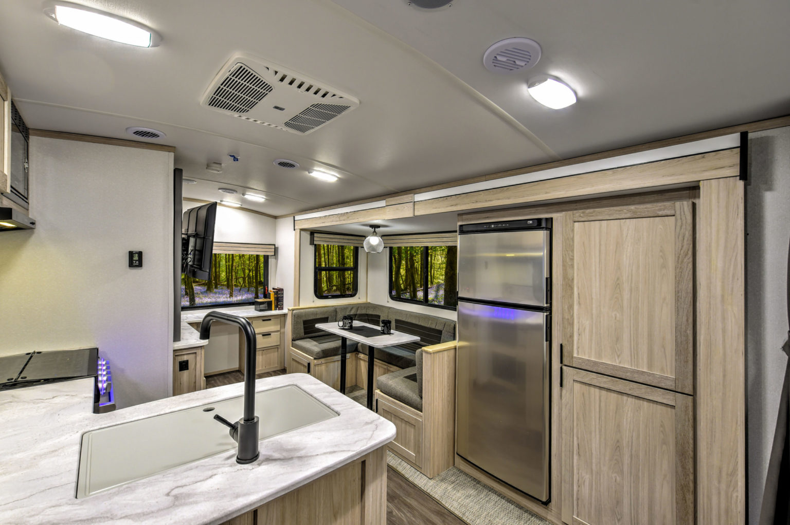 A Guide To Finding The Best RV Kitchens Cruiser RVs