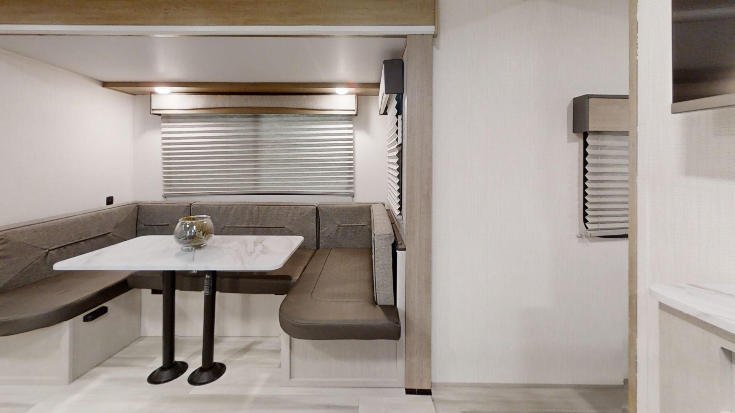 Embrace | Cruiser RVs