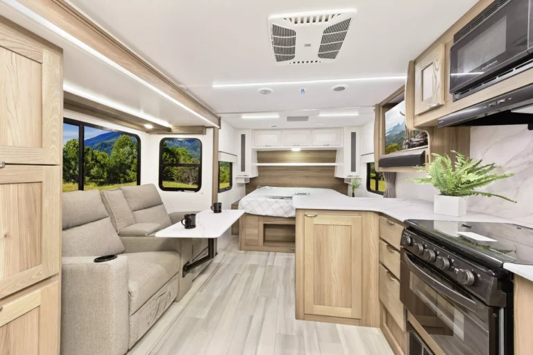 2026 Cruiser RV MPG 2110RB photo 5