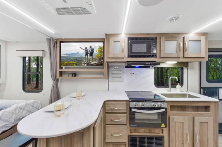 2026 Cruiser RV MPG 2400PD photo 5